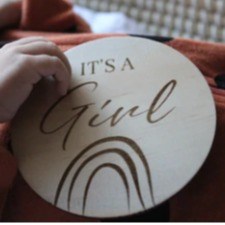 Announcement Plaque - It's a Girl